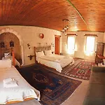 Angel Cave Otel 2*