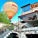 Otel Angel Cave 2*