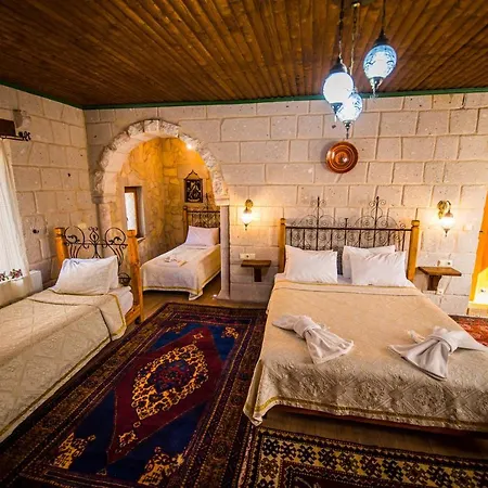 Angel Cave Hotell 2*